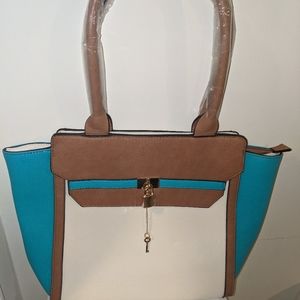 Call it Spring purse